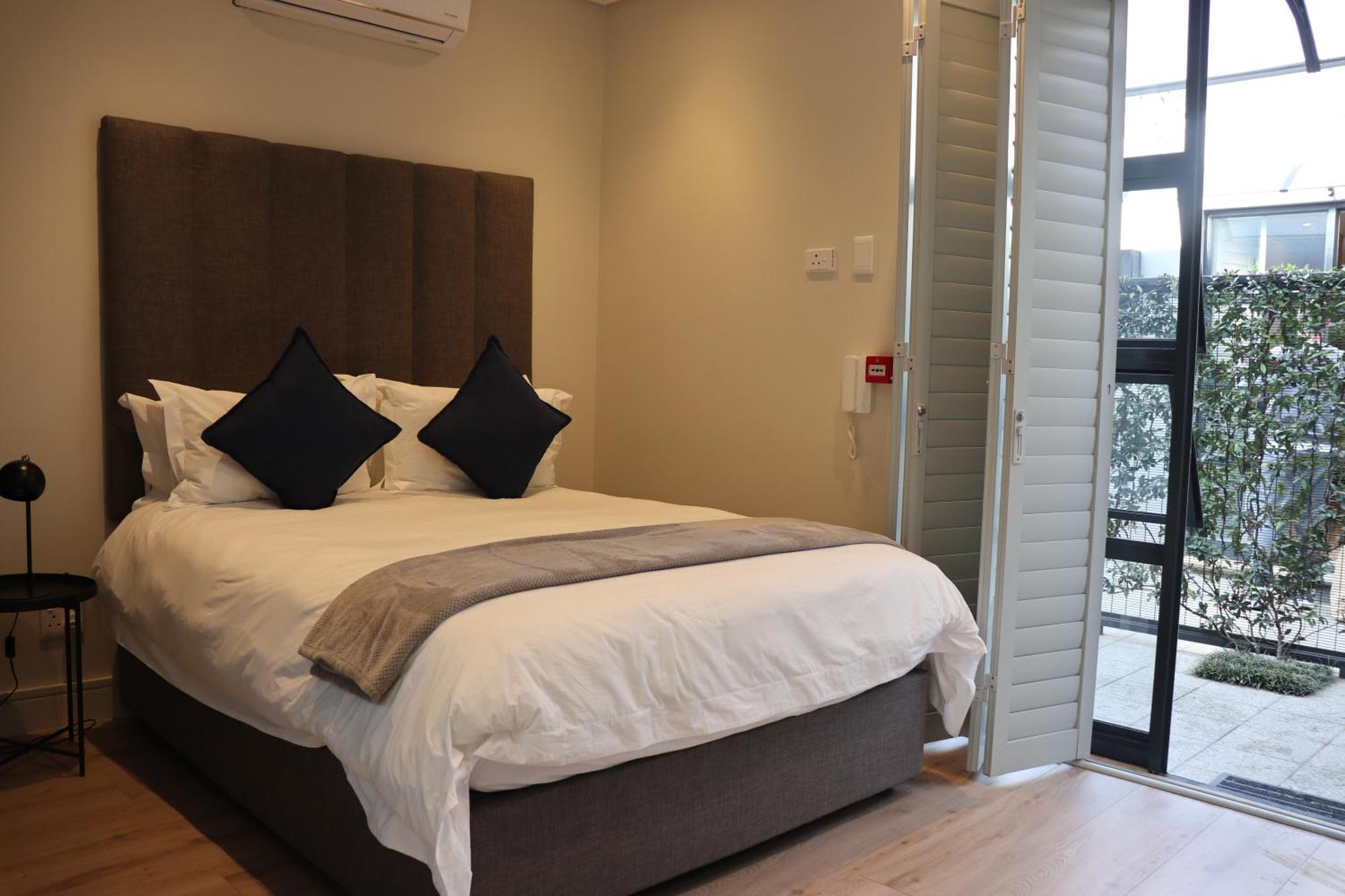 The Wantage Suites Johannesburg Exteriör bild